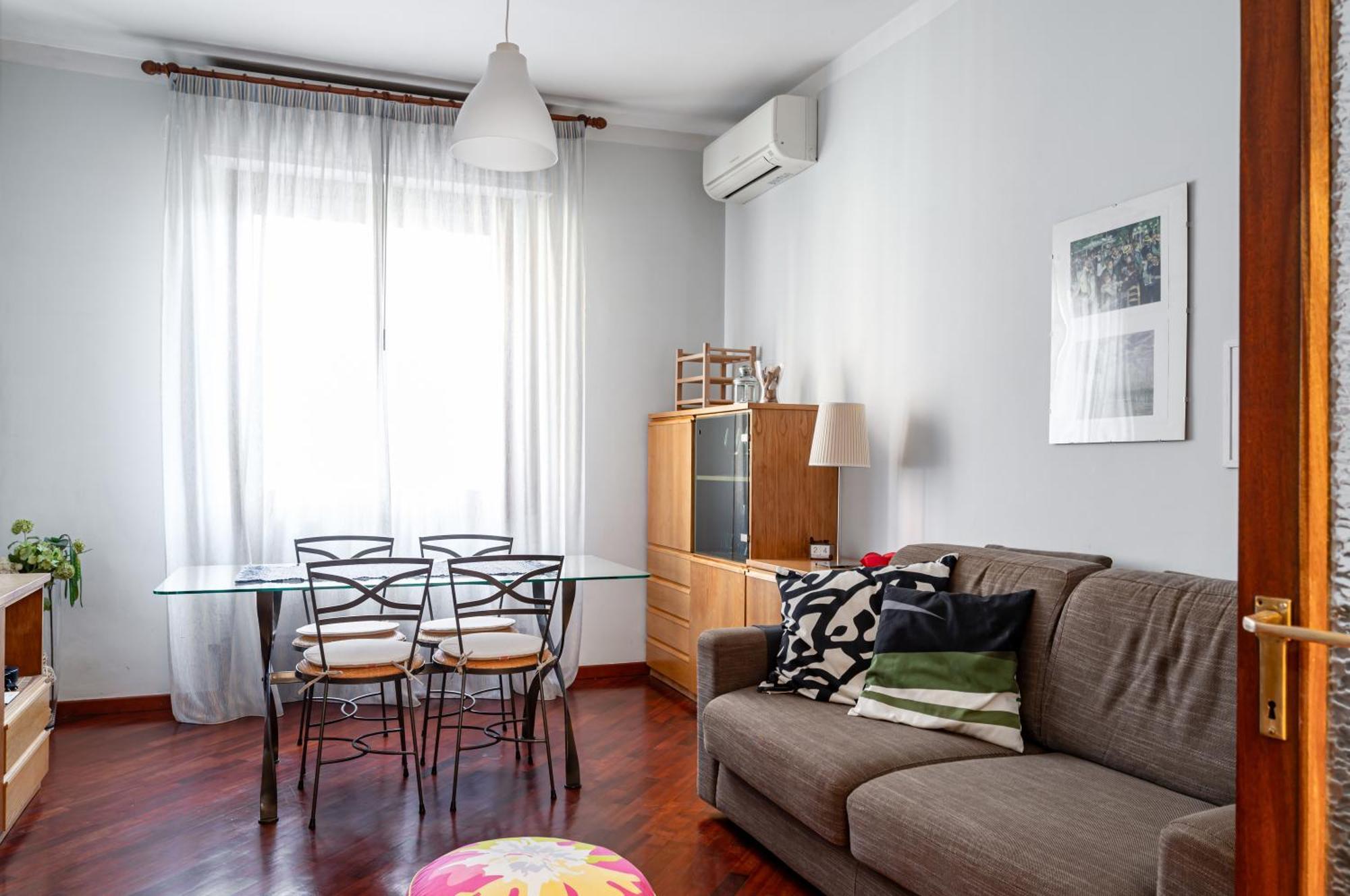Visarno & Roomy Flat X6 With Parking Appartement Florence