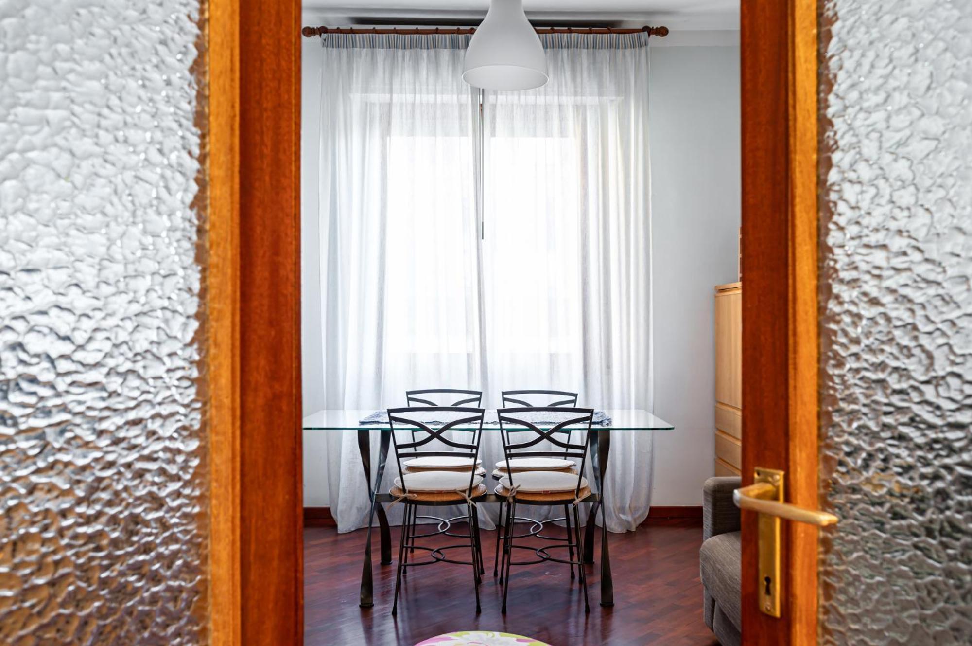Visarno & Roomy Flat X6 With Parking Appartement Florence